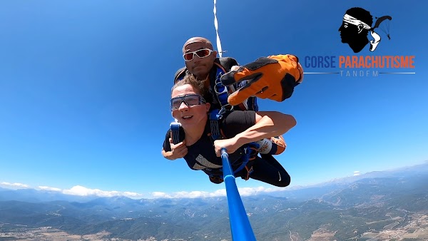 Corse Parachutisme Tandem - Saut en Parachute en Corse