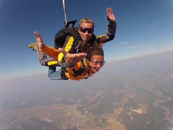 Atlas Parachutisme Aix Domaine Grand St Jean