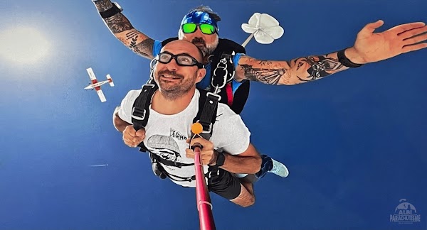 FUN PARACHUTISME TOULOUSE saut en parachute Toulouse Albi Occitanie