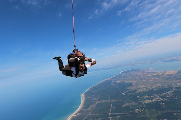 AIR MAUSS PARACHUTISME BORDEAUX