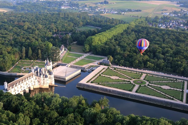 FRANCE MONTGOLFIERES - Val de Loire - Chenonceau - Vol en montgolfière